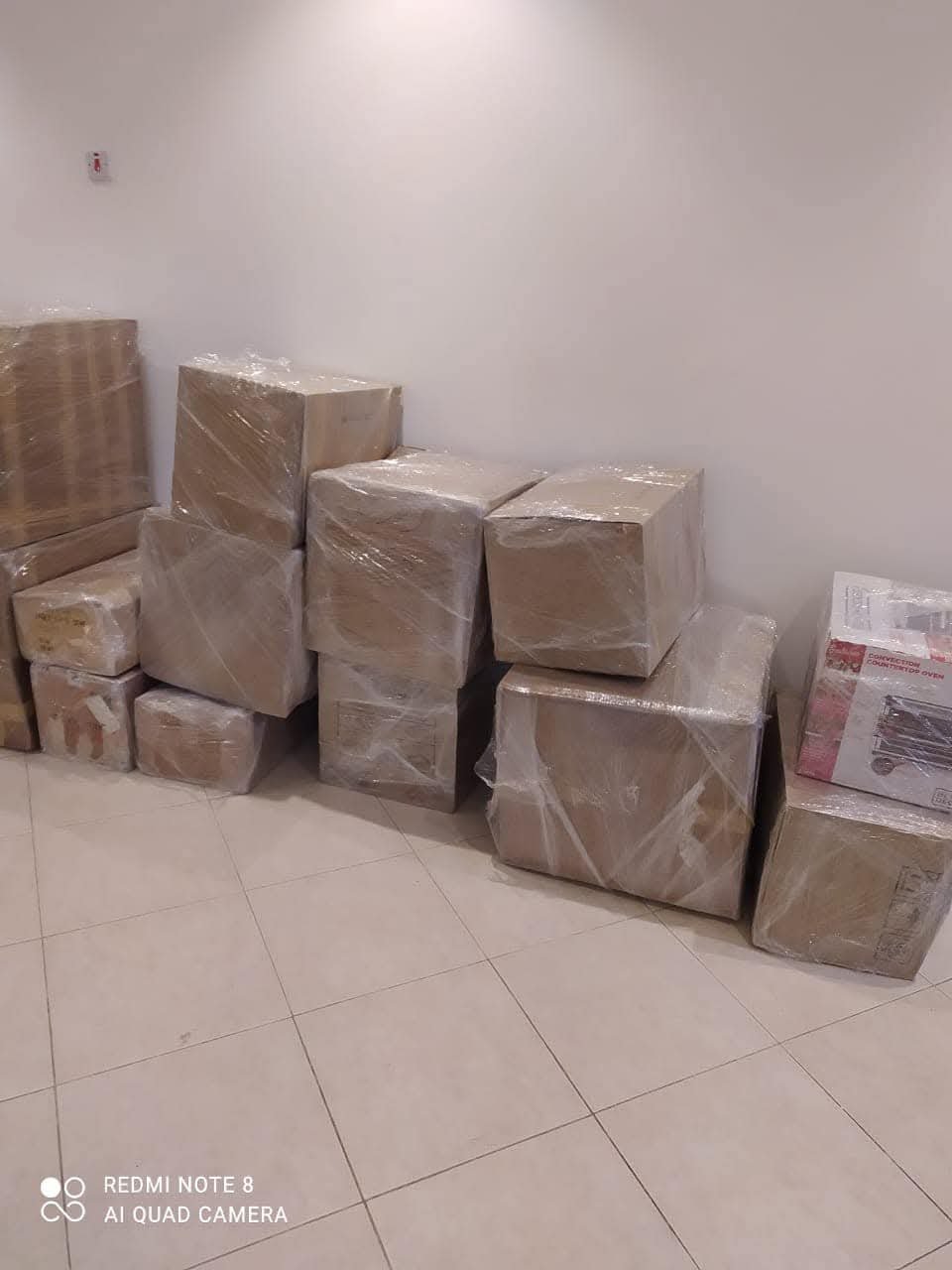 ترتيب العفش داخل الشاحنة